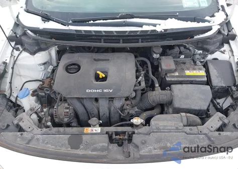 2017 Kia Forte Lx z USA, uszkodzony, nr VIN 3KPFL4A73HE093796